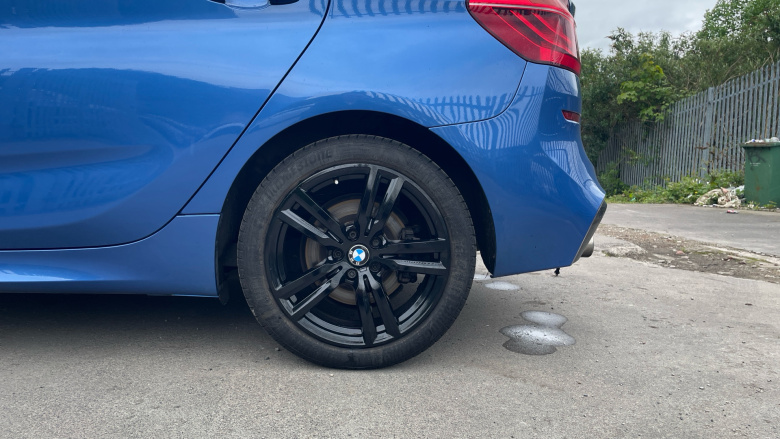 BMW 2 Series 225xe M Sport Premium 5dr Auto Hatchback